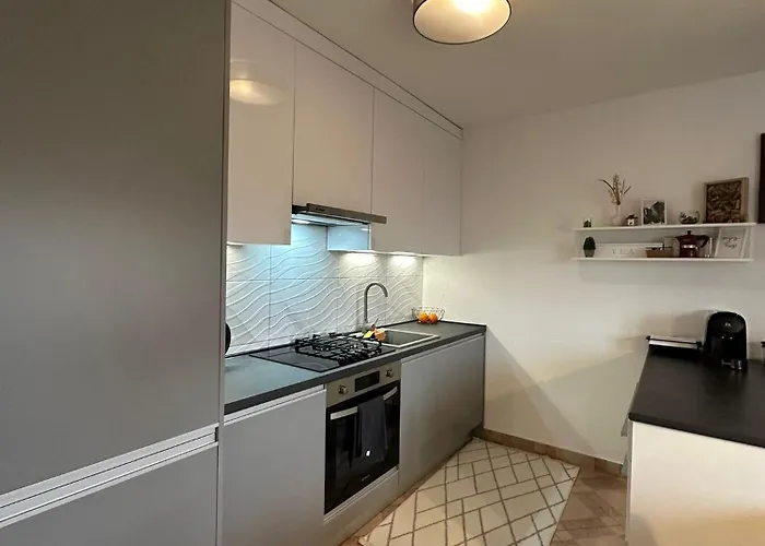 Spacious And Modern App With Big Terrace *
