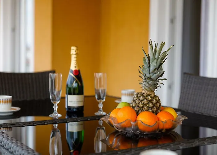 Appartement Spacious And Modern App With Big Terrace *