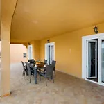Spacious And Modern App With Big Terrace