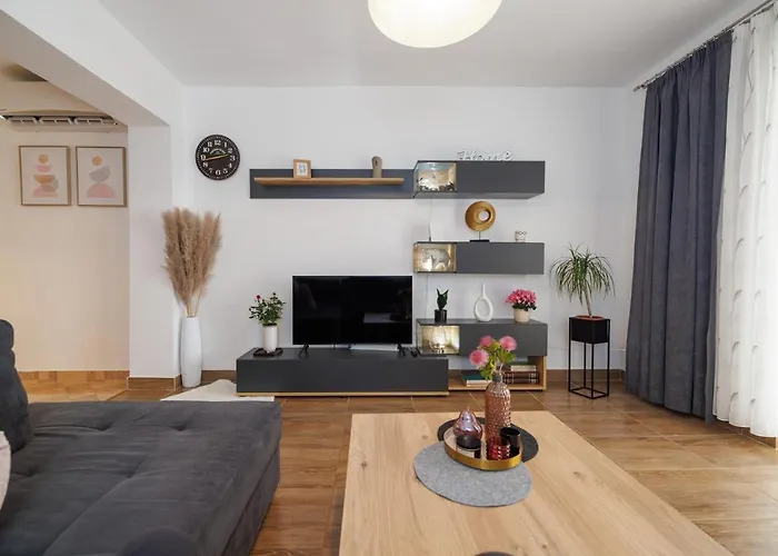 Spacious And Modern App With Big Terrace Appartamento