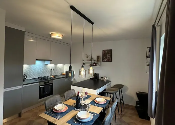 Spacious And Modern App With Big Terrace Appartamento