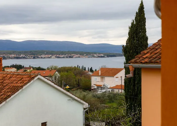 Spacious And Modern App With Big Terrace * Malinska