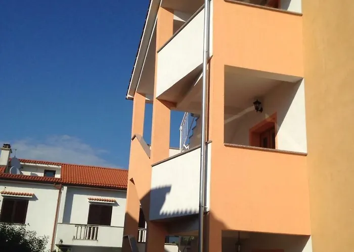 Appartamento Spacious And Modern App With Big Terrace Malinska