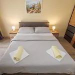 Διαμέρισμα Spacious And Modern App With Big Terrace
