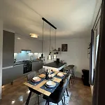 Spacious And Modern App With Big Terrace Apartamento
