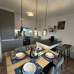 Spacious And Modern App With Big Terrace Apartamento Malinska
